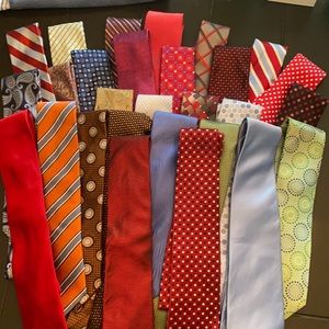 Men’s Tie Lot! Various name brands. 28 ties!